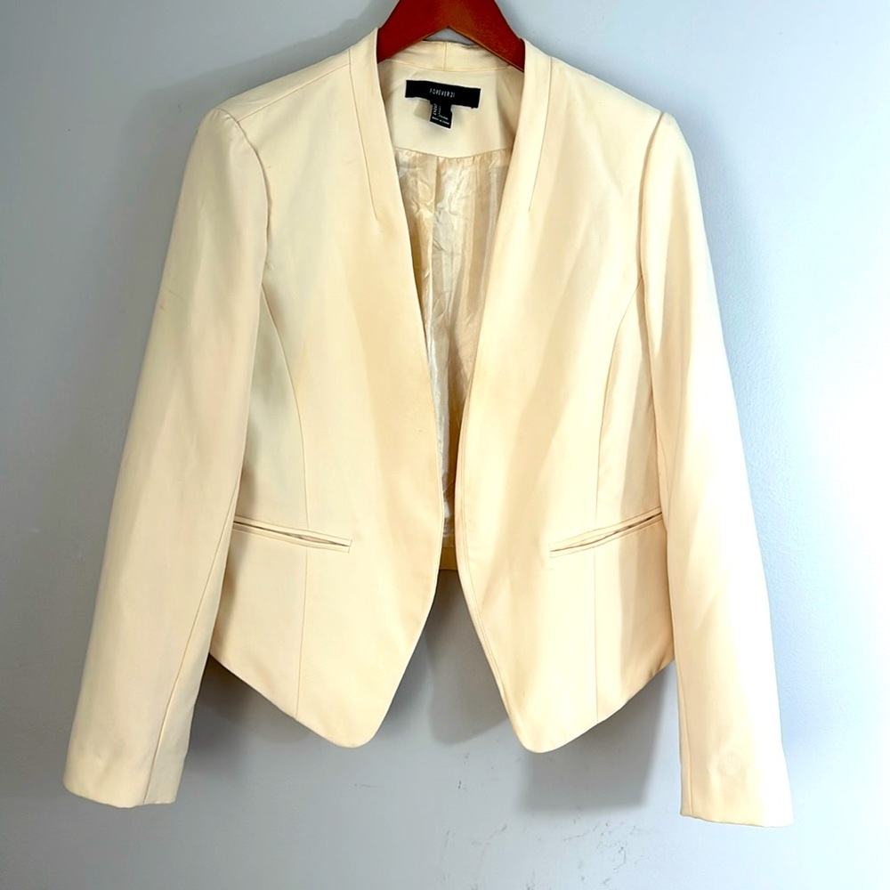 Forever 21 Cream blazer size L